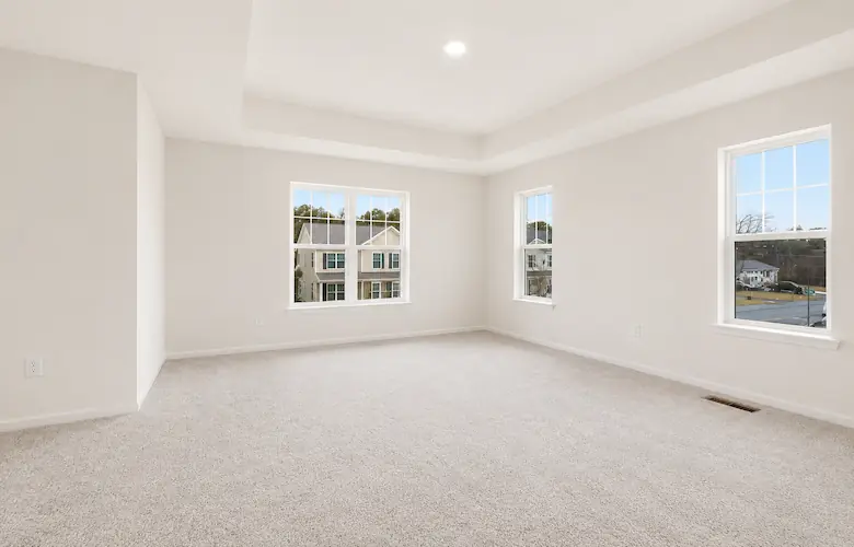 4 B